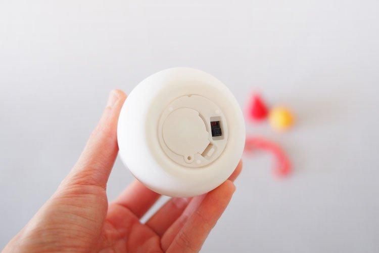 半磁器のLEDライト 雪だるま