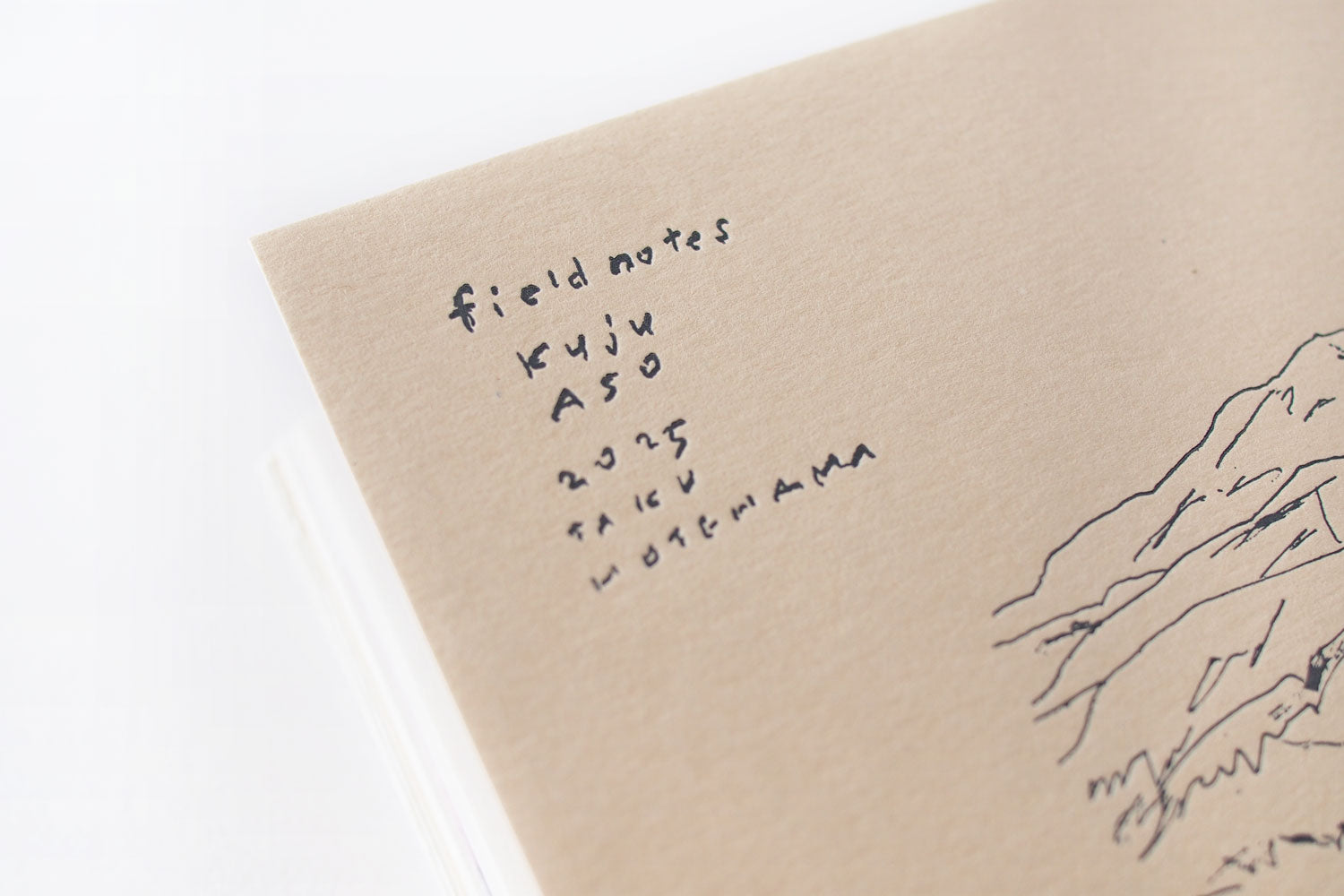 保手濱拓 作品集「Field Notes Kuju Aso 2025」（MINOU BOOKS）