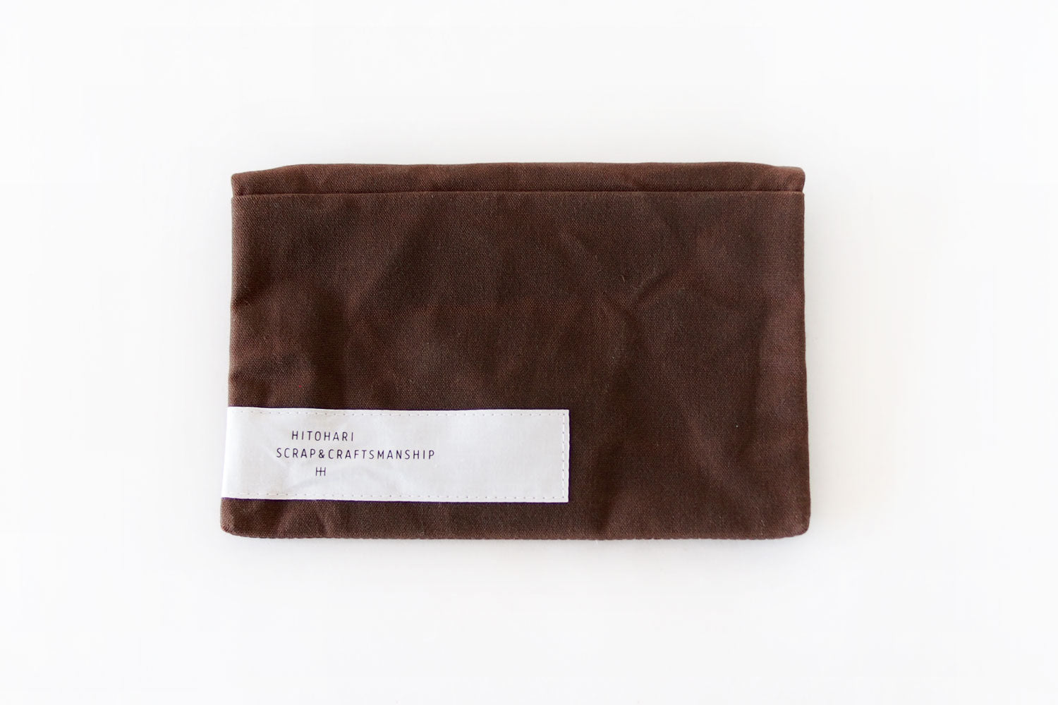 FLAT POUCH M ／ HITOHARI